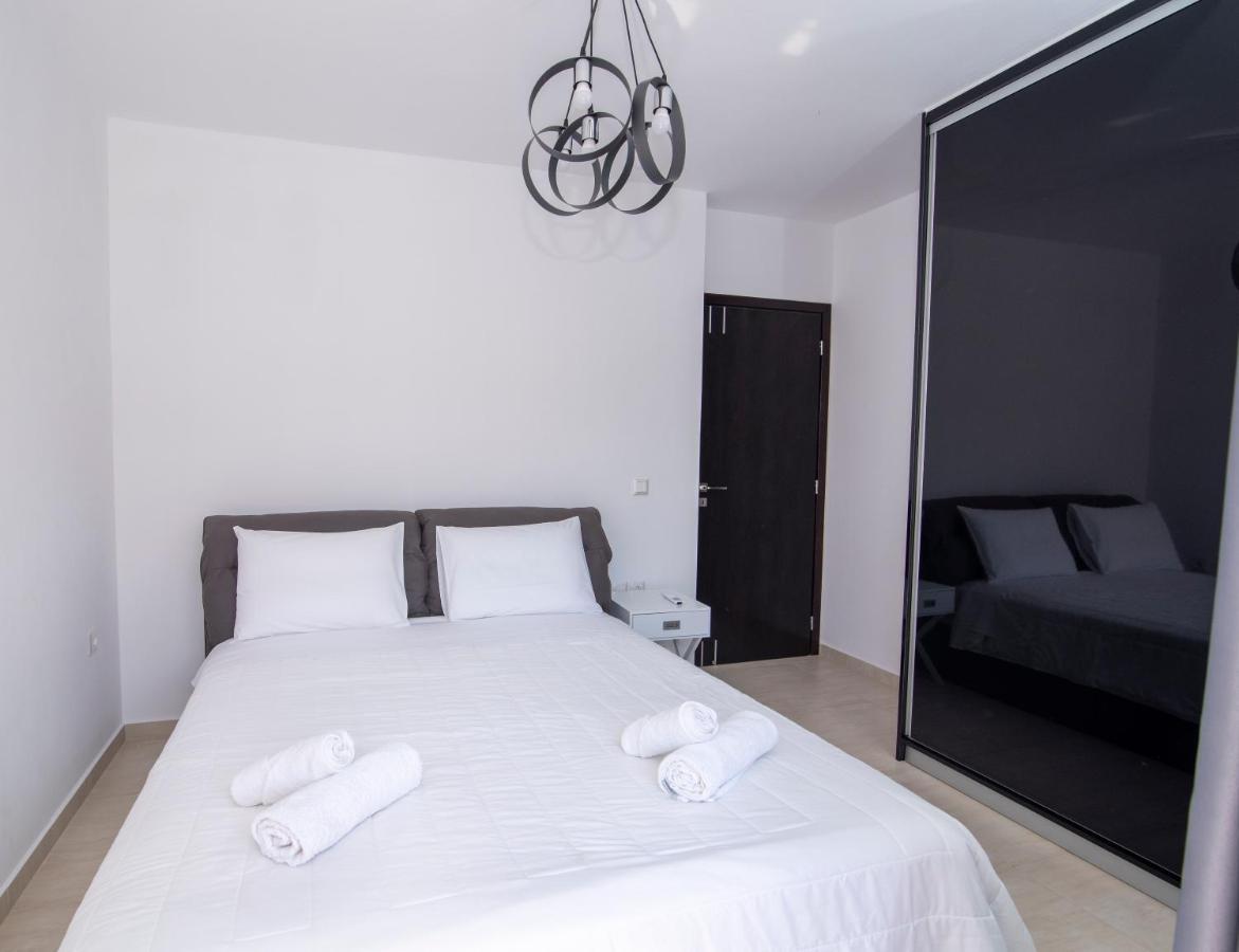 Mary'S Luxury Apartment Elaia. Elia  Exterior photo